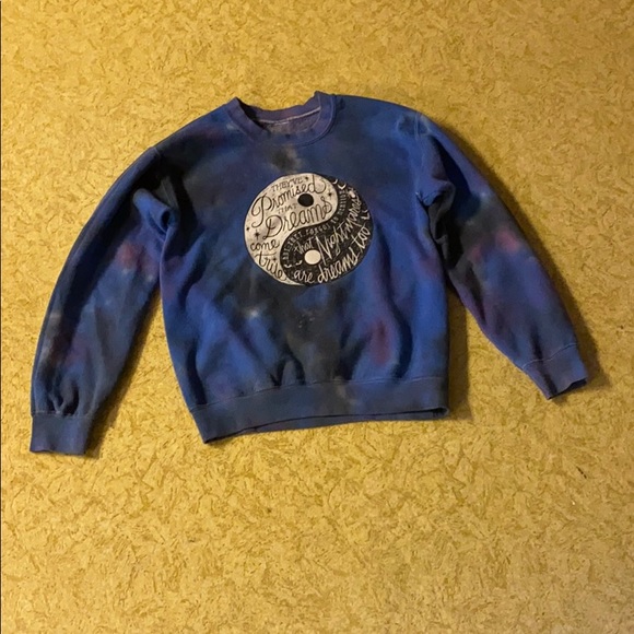 Sweater - Picture 1 of 1